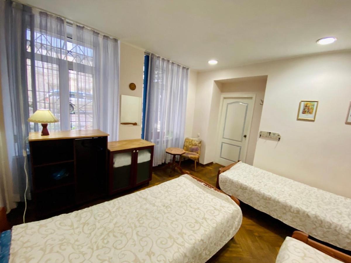 Tapki Hostel Odessza Kültér fotó